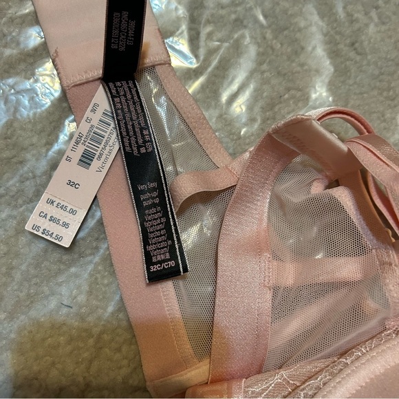 Victoria Secret Very Sexy push up bra in Pale Pink Size 32C - Picture 5 of 5